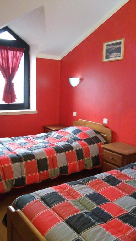 Residencial Moeda Hotel Coimbra Bagian luar foto