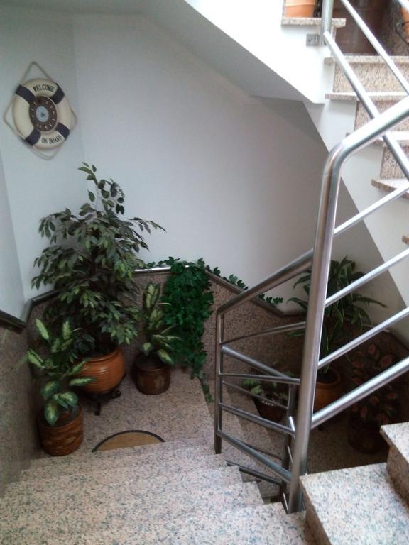 Residencial Moeda Hotel Coimbra Bagian luar foto