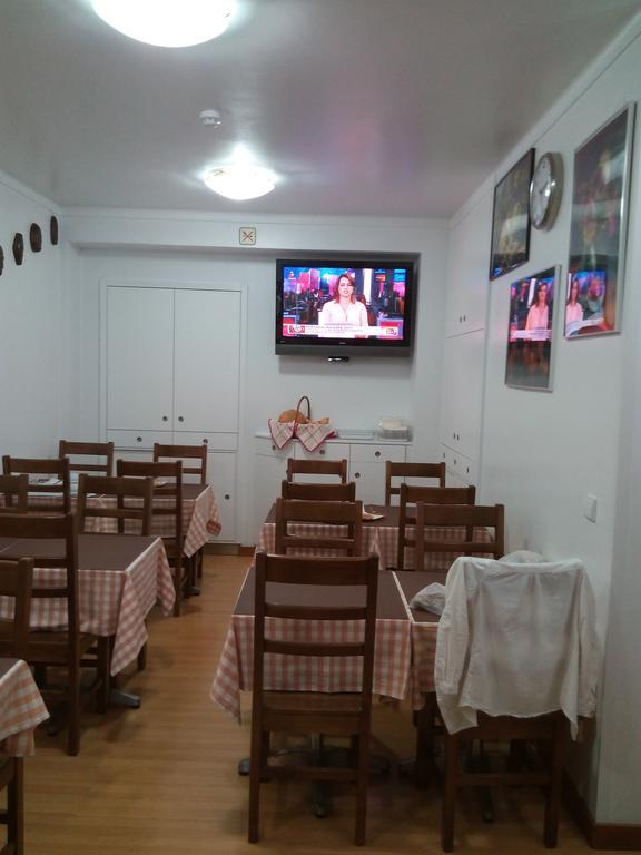 Residencial Moeda Hotel Coimbra Bagian luar foto