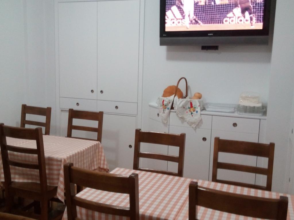 Residencial Moeda Hotel Coimbra Bagian luar foto