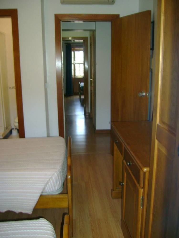 Residencial Moeda Hotel Coimbra Bagian luar foto