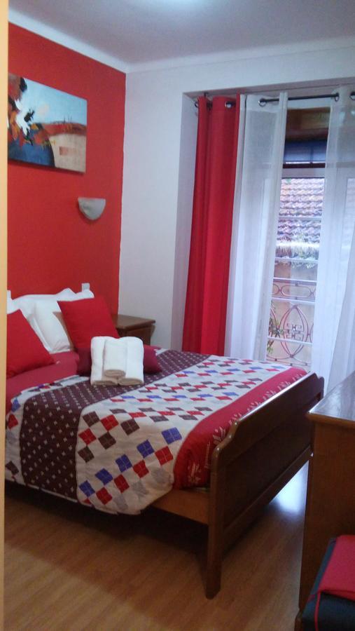 Residencial Moeda Hotel Coimbra Bagian luar foto