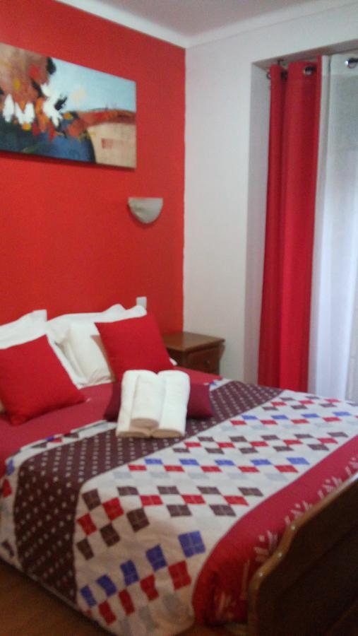 Residencial Moeda Hotel Coimbra Bagian luar foto